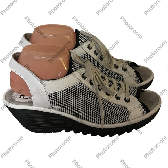 Fly London Yeda Wedge Shoes Sz 10 - 10 1/2 (41) - Picture 1 of 12